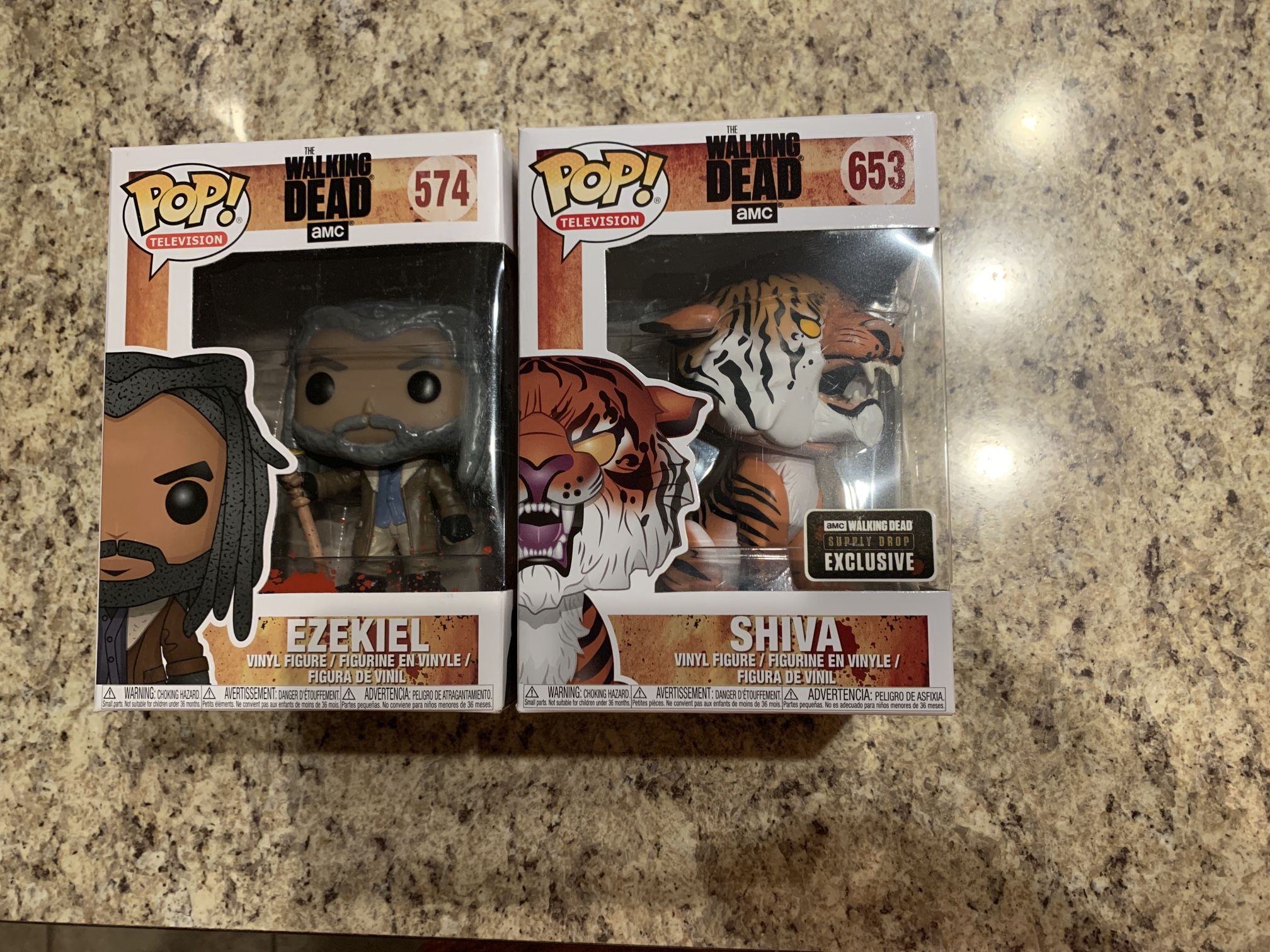 Ezekiel 574 Shiva 653 Funko Pop The Walking Dead