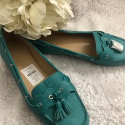 NWT Talbots Womens Green Everson Moccasins Leather