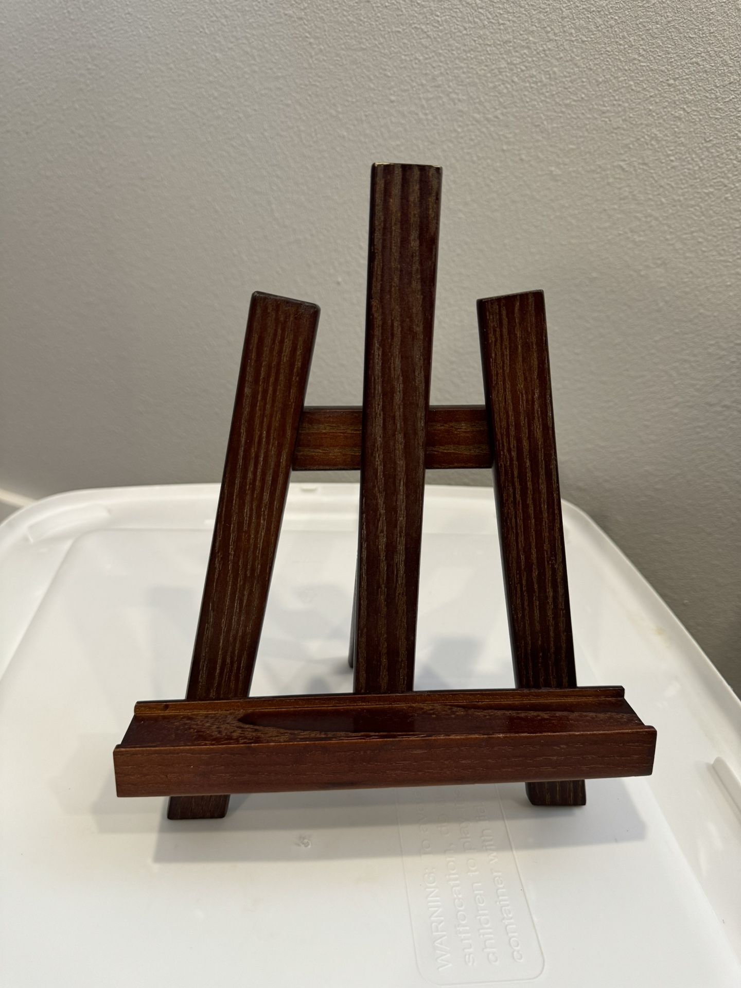 Brown Wooden Tabletop Easel