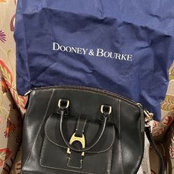 Dooney & Bourke Purse