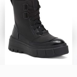 Sorel Black Leather Waterproof Boots, Size 9