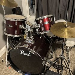Peral Drum Set 