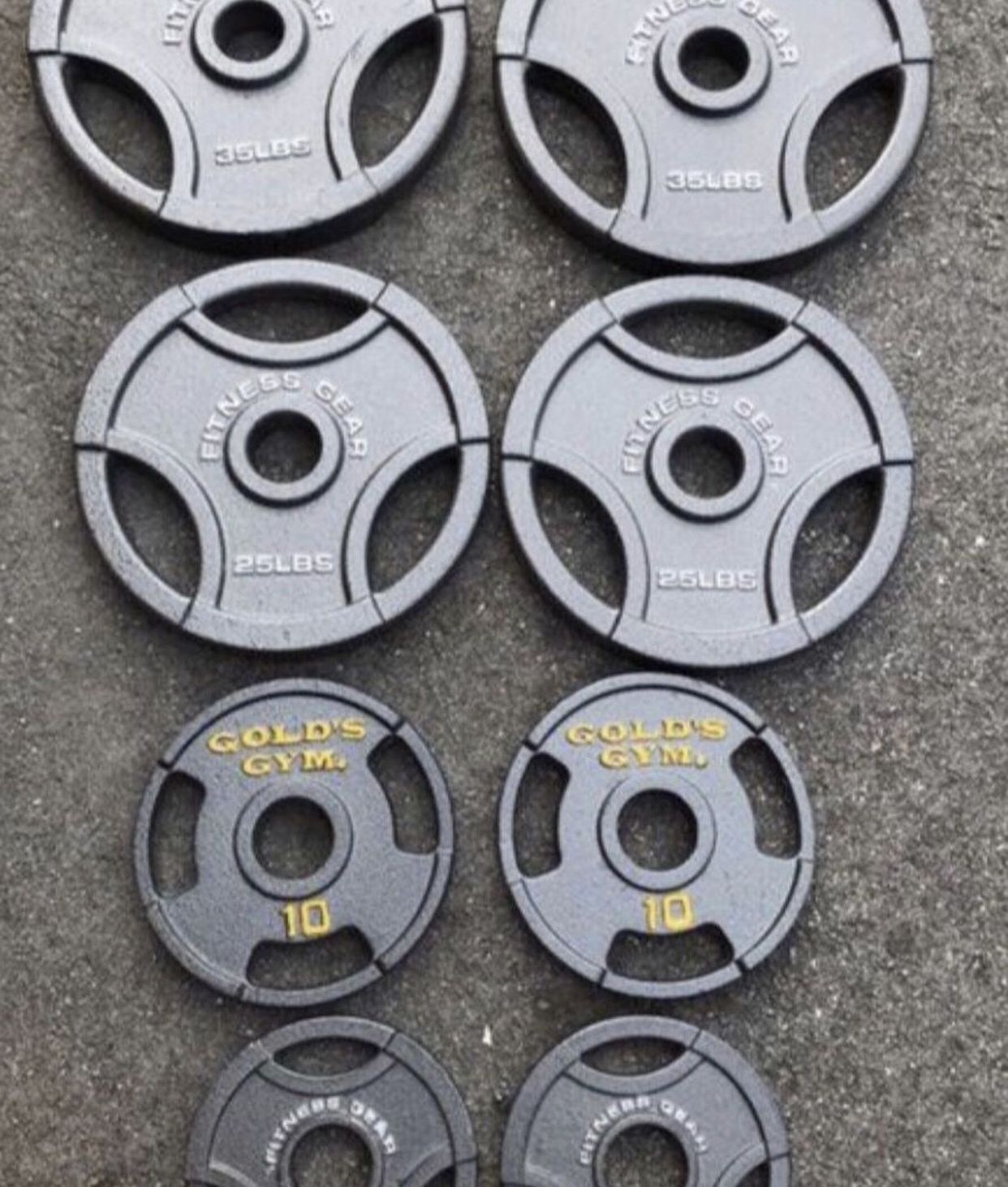 Olympic Style Weights 2inches With A 7ft Barbell. BRAND NEW