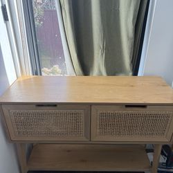 Hearth And Hand Table