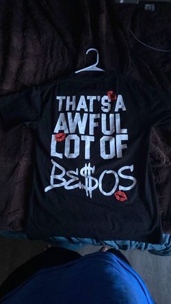That's A Awful Lot of Besos Graphic T-Shirt size Medium