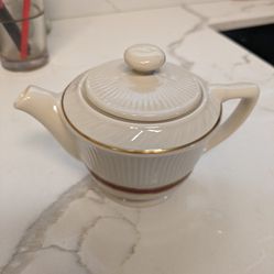 Shenago China Restaurant Style Single Serving Teapot 