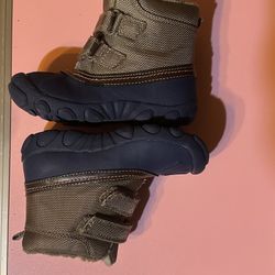 Carters Boys Toddler Size 10 Snow Rain Boots