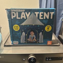 Spaceship Play Tent