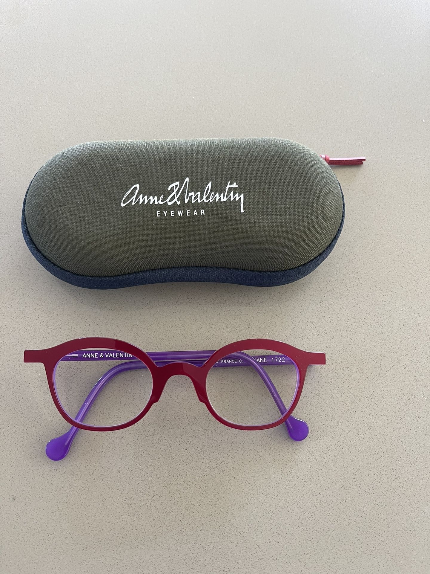 Anne et Valentin Glasses NEW