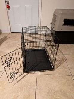 Black Wire Dog Crate with Tray