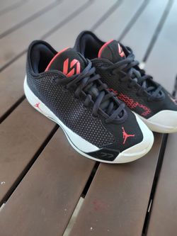 Boys Air Jordan Luka basketball sneakers  great condition