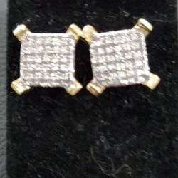 DIAMOND💎CLUSTER EARRINGS