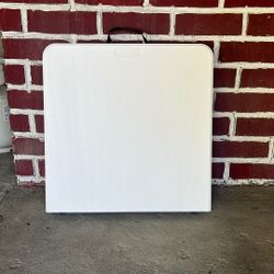Foldable 4 Ft Table On The Go 