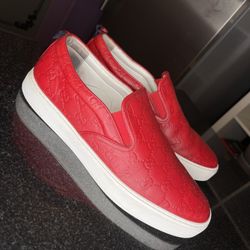 Gucci Dublin GG Signature Embossed Slip-On Red MENS 10US/ 43 EU