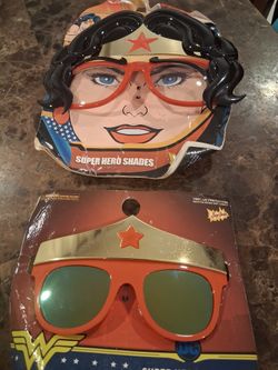 Wonder woman Party Glasses 