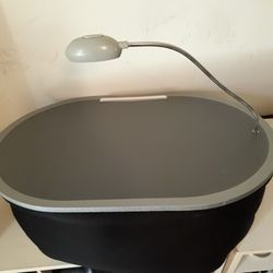 Computer/Reading pad with light