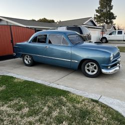 1950 Ford Shoe Box With A 350 Engine And Transmission 