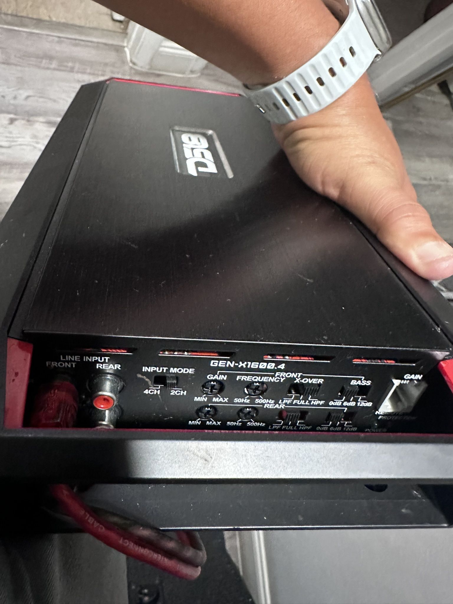 Sub Box With 12” Kickers Speakers And 2 Amplifier