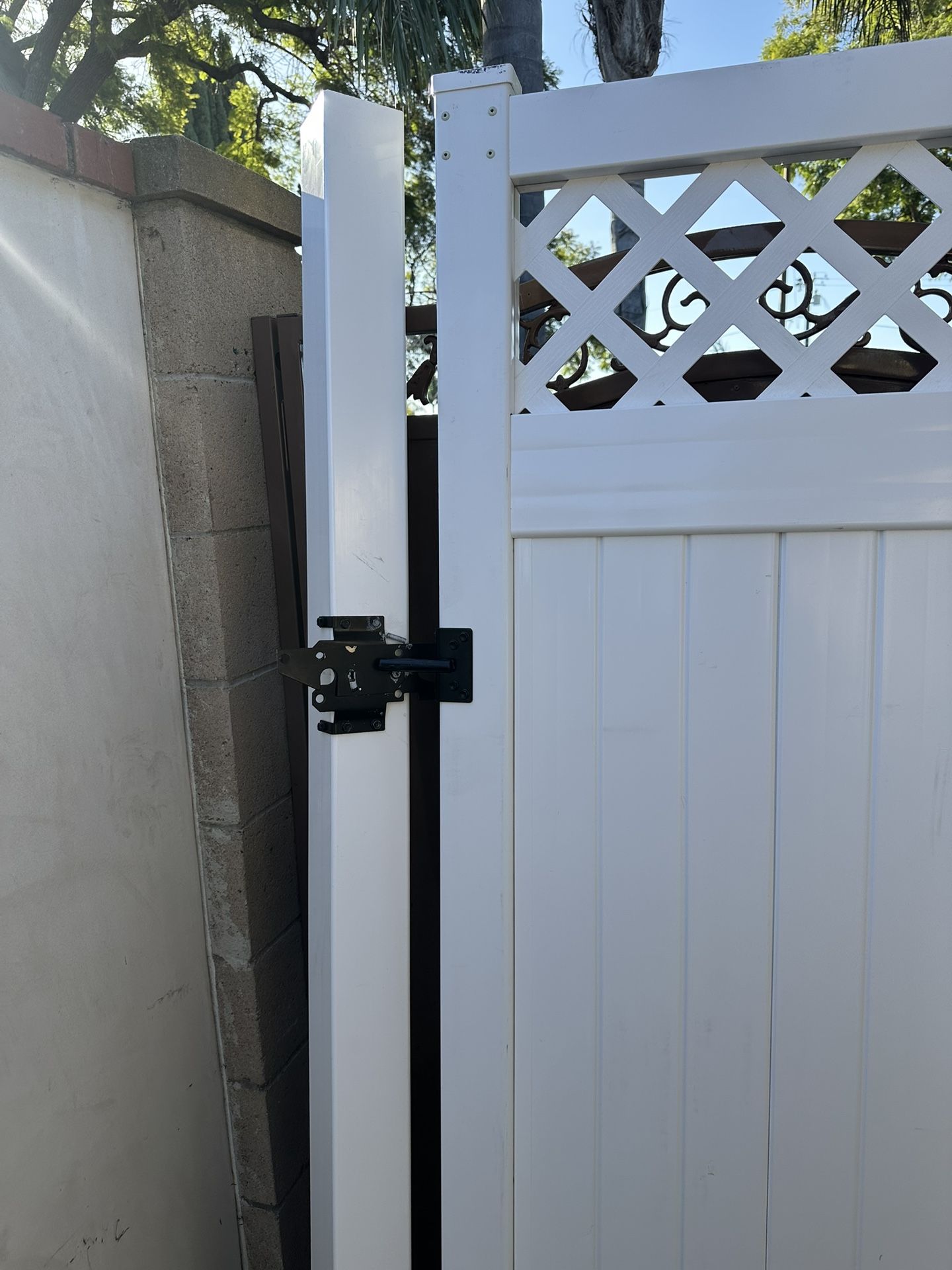 2 -Vinyl Fence Doors 7x3