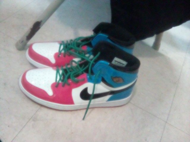 Nike Air Jordan 1 Fearless Sneakers