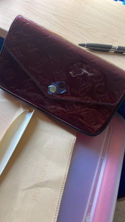 Burgundy LV