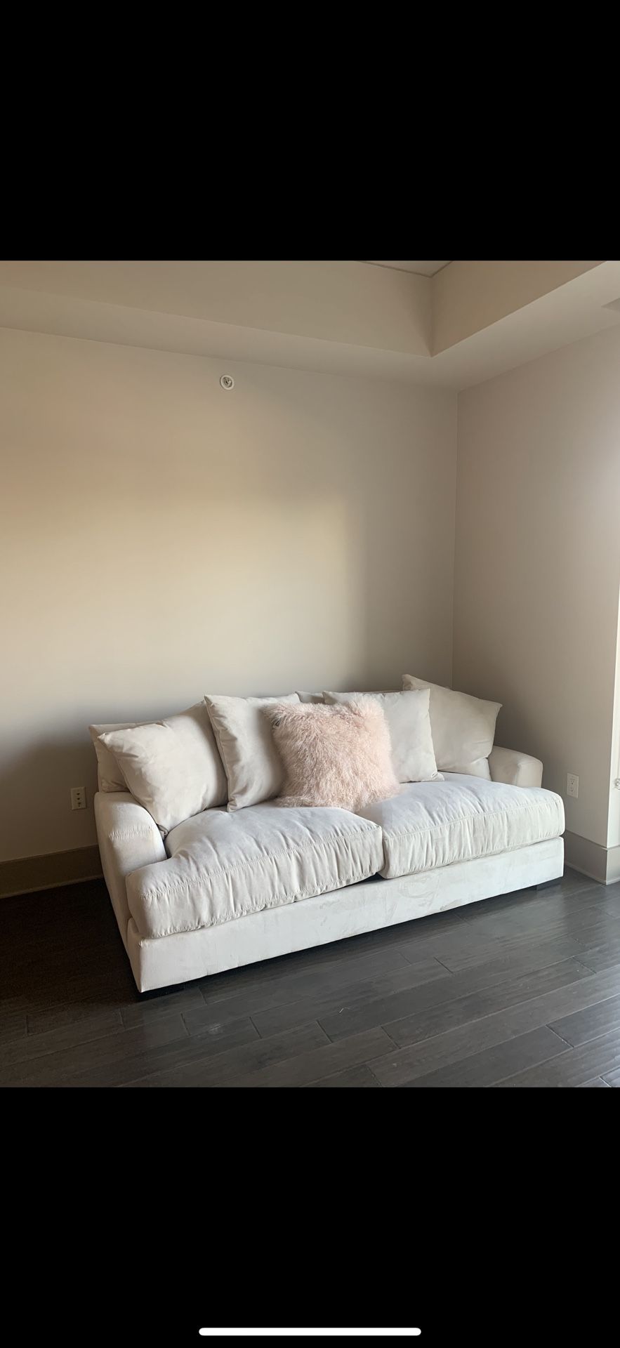 Z-GALLERIE SOFA CREAM