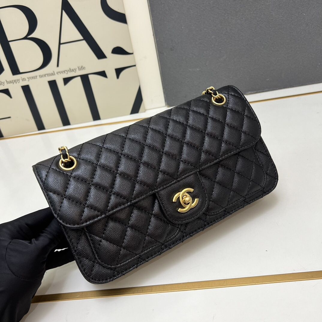 Chanel Chain Bag Crossbody Bag Shoulder Bag 