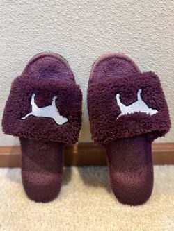 Room Slippers Pink brand