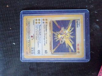 Zapdos Pokémon Trading Card Base Set
