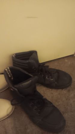 Men's dress shoes