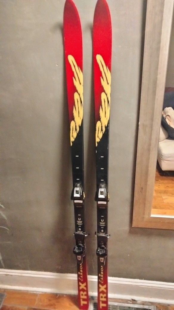 K2 TRX Carbon 7.9 Skis with Salomon Bindings 185cm