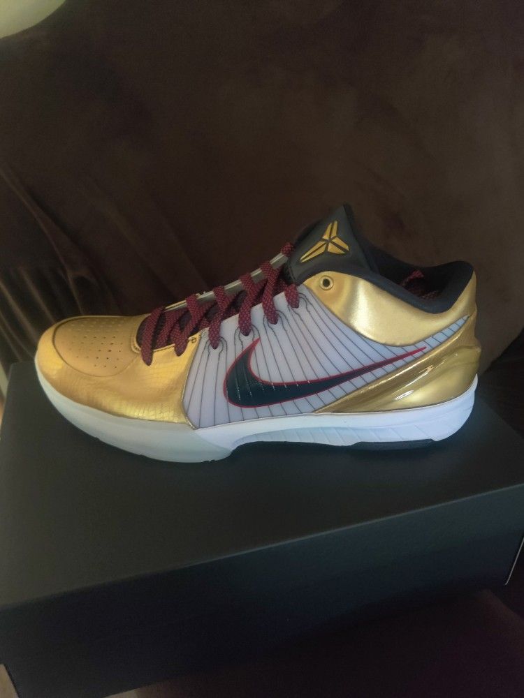 Kobe IV PROTRO 10.5M