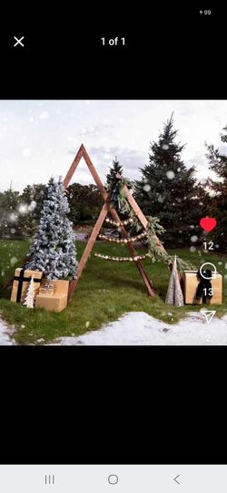 Wedding arch triangle