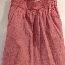 Elastic Waist, A-line style, LOFT Ann Taylor Brand
2 Front pockets, Size XS. New with Tag