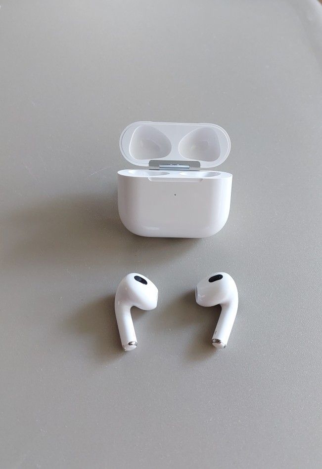 Bluetooth earbuds