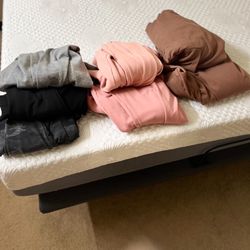 7 Pieces Lightly Used Woman’s Clothes For $30 Everything Pickup Gaithersburg Md 20877