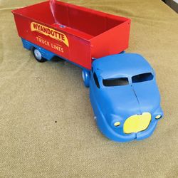 Vintage Wyandotte pressed steel side dump truck