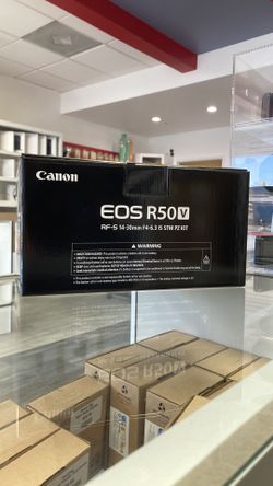 Canon R50 V Kit w/ 14-30mm