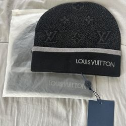 LV Beanie Black And Grey (CHEAP)