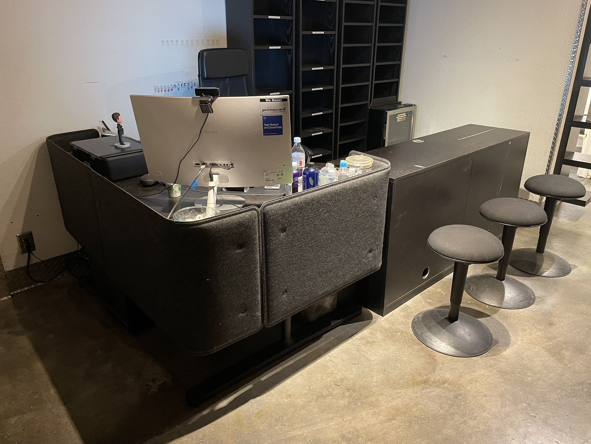 Office Front Desk Corner Furniture