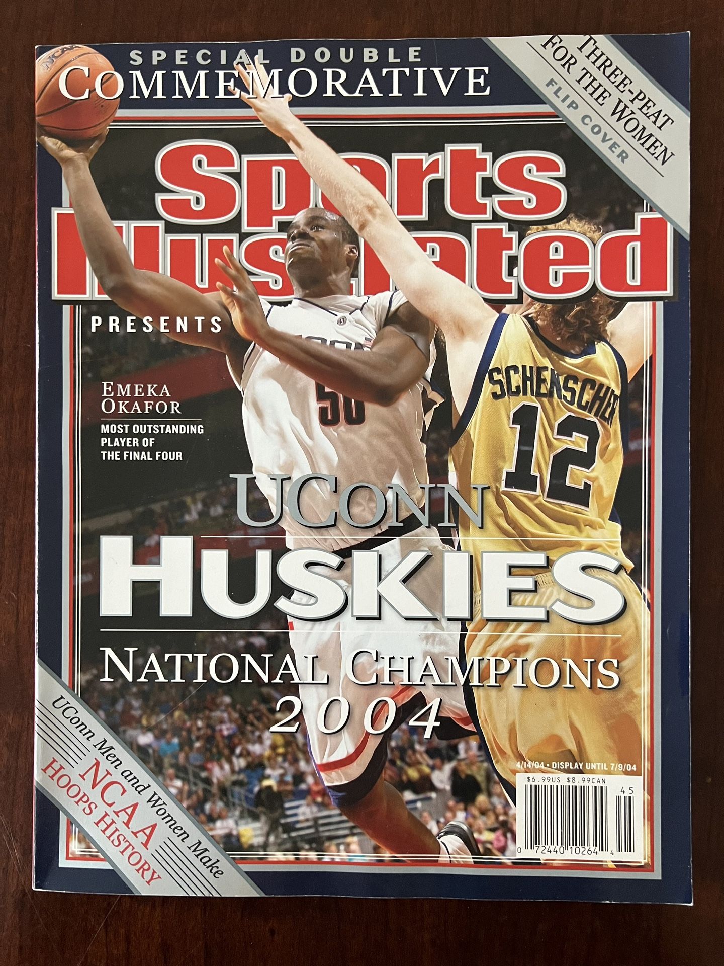 Sports Illustrated Presents UConn Huskies National Champions 2004