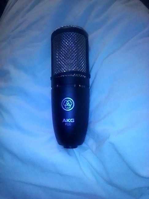 Microphone