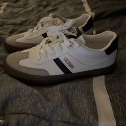 Guess shoes 