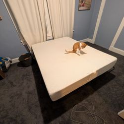 Queen Memory Foam Mattress