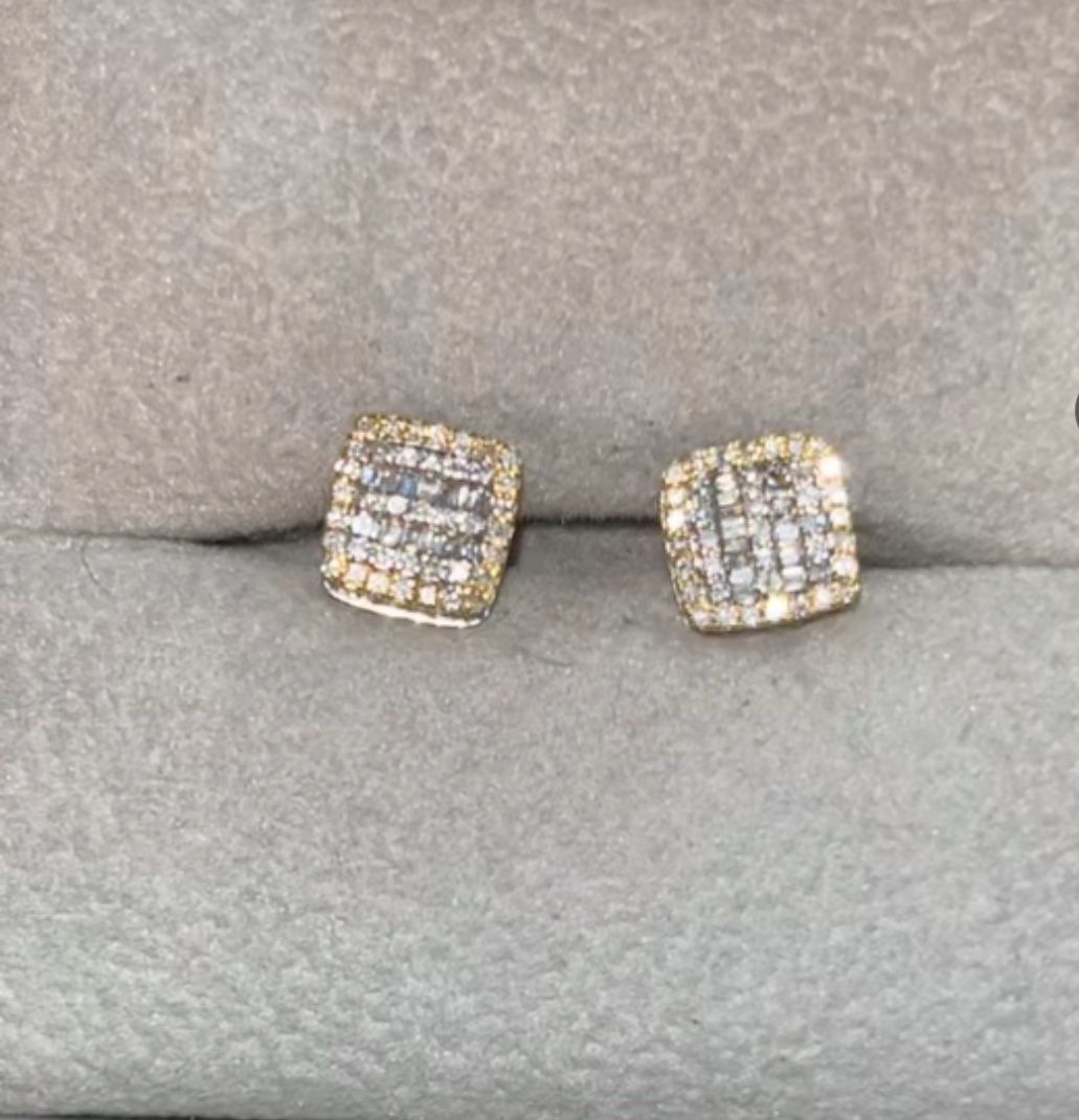14k Gold Diamond Earrings