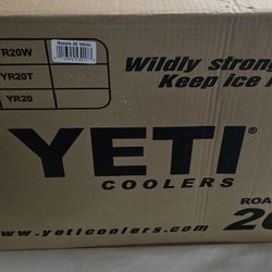 Yeti Roadie 20  Cooler Ice Chest New In Box
