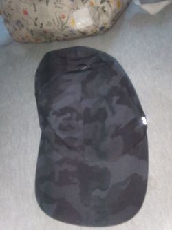 Lululemon  Hat