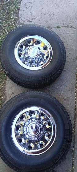 8 lug Ford explorer, excursion rims Michelin tires