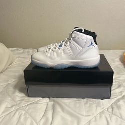 Jordan 11 Legend Blue