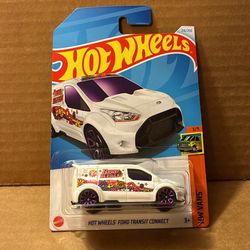 Hot Wheels Ford Transit Connect Treasure Hunt (Milwaukie,OR)